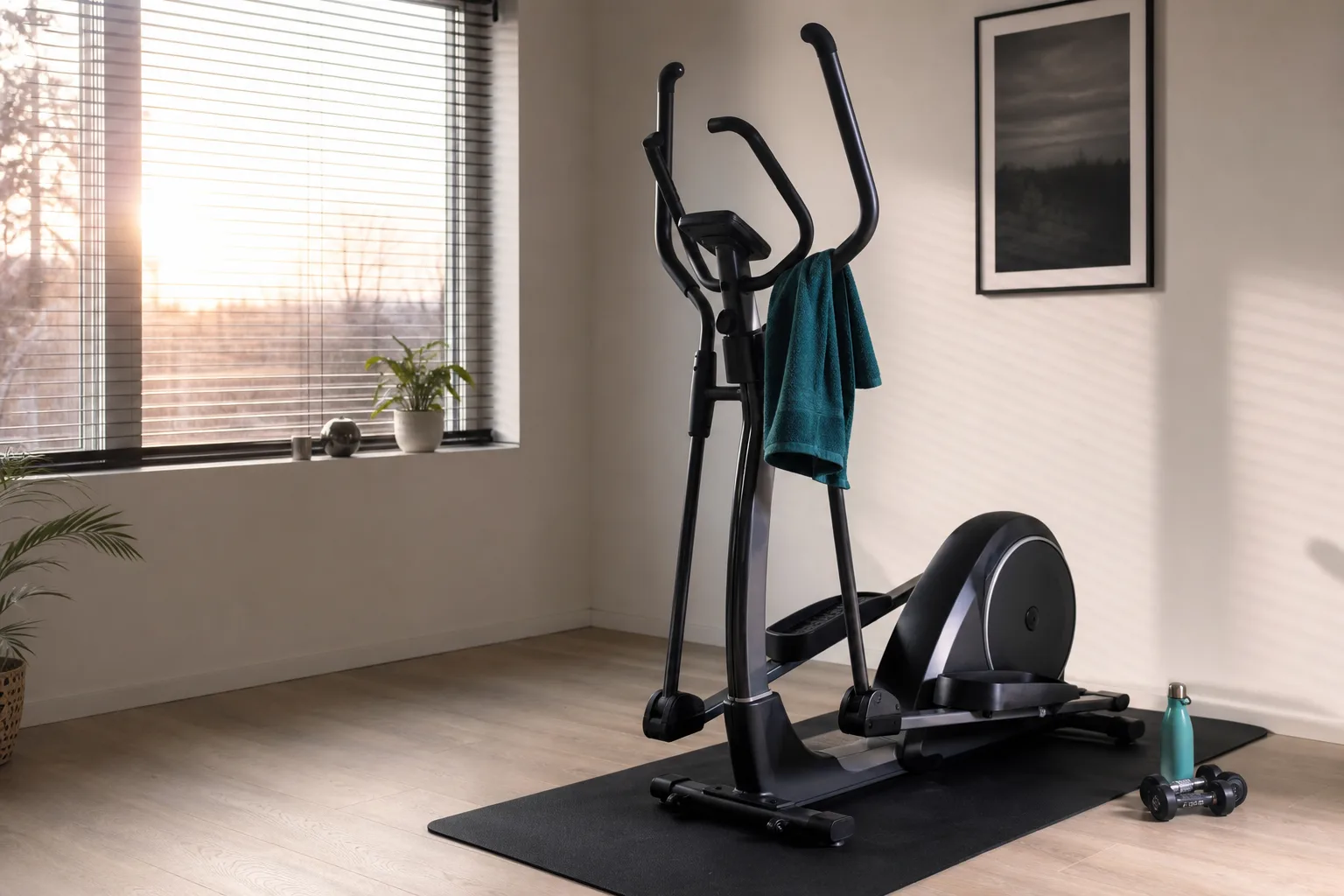 Neutral crosstrainer i Titan Life-stil med handduk